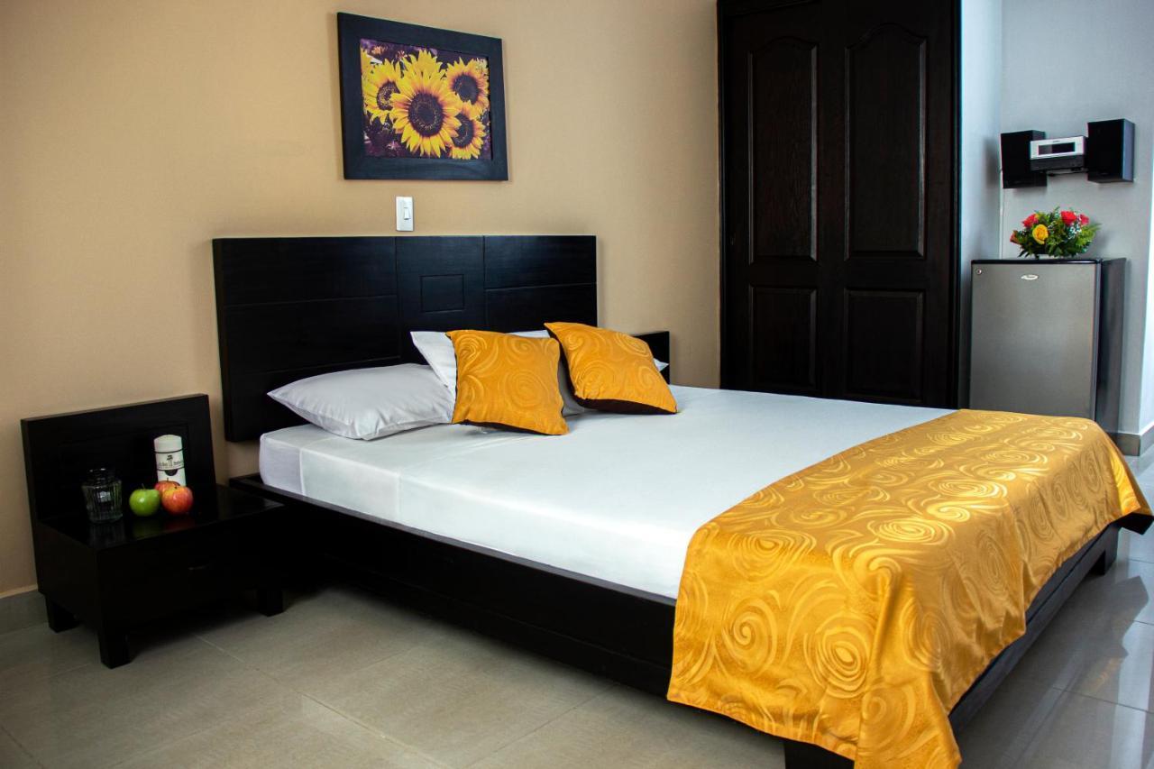 Hotel Plazuela San Ignacio Medellín Kültér fotó