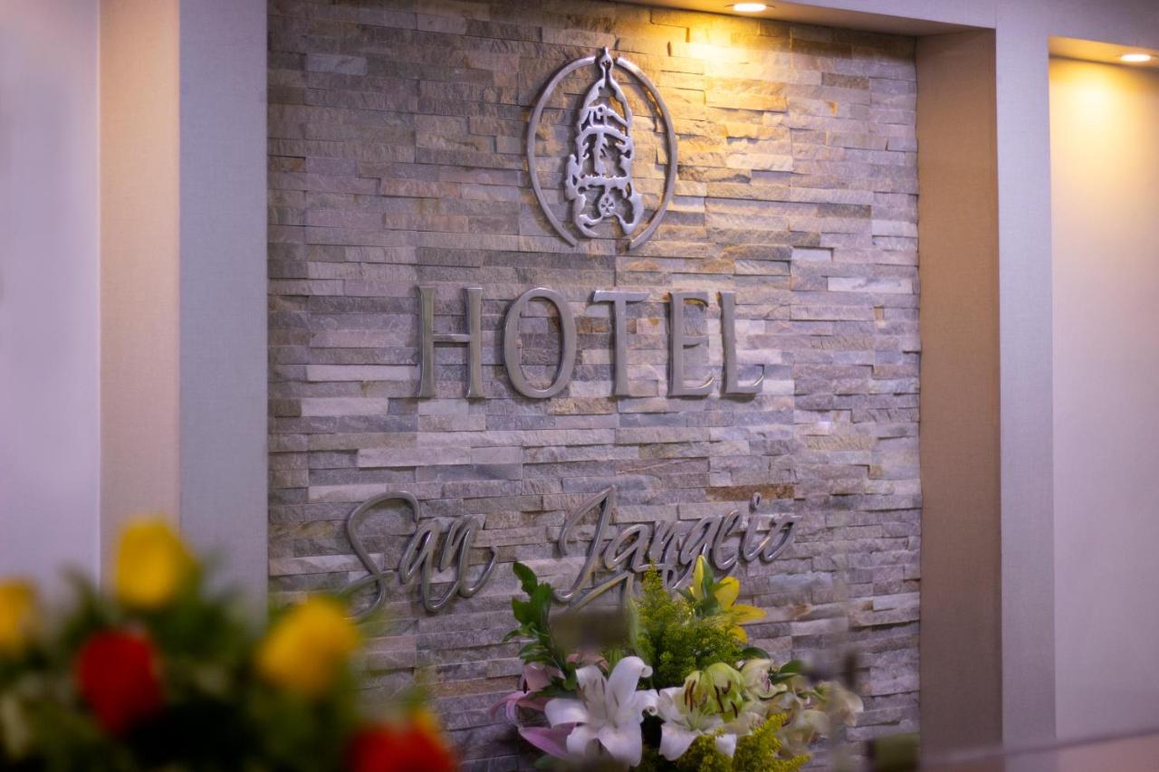 Hotel Plazuela San Ignacio Medellín Kültér fotó