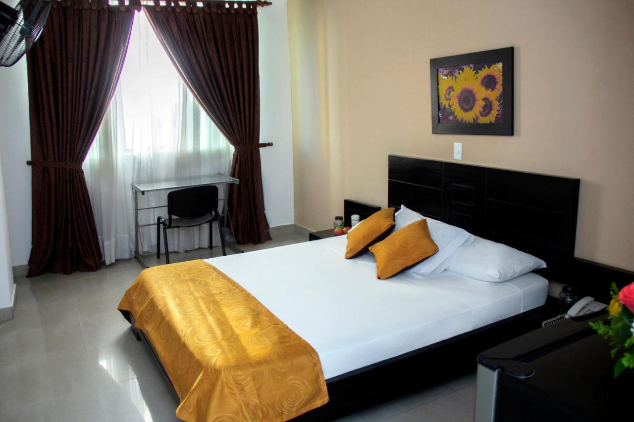 Hotel Plazuela San Ignacio Medellín Kültér fotó