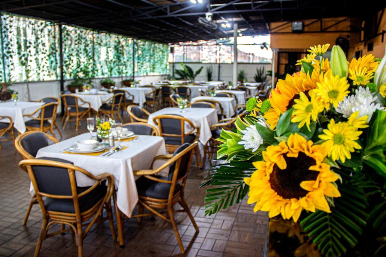Hotel Plazuela San Ignacio Medellín Kültér fotó